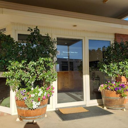 Balranald Motor Inn Экстерьер фото